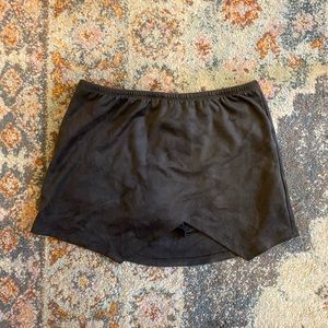 Grey suede skort